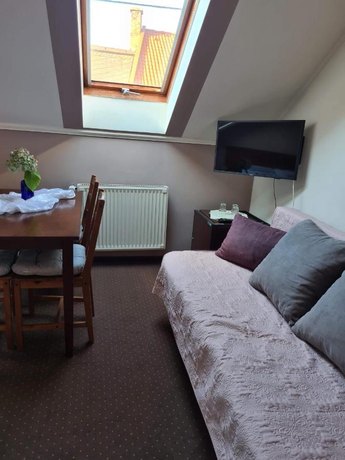 Bed and Breakfast Palantir Panzio Miskolc Exterior foto