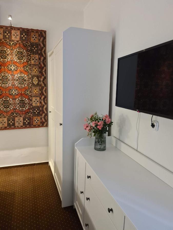 Bed and Breakfast Palantir Panzio Miskolc Exterior foto