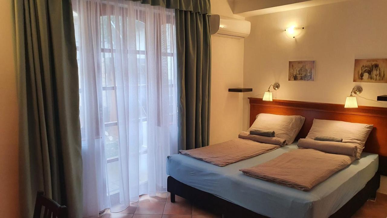Bed and Breakfast Palantir Panzio Miskolc Exterior foto