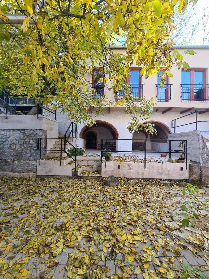 Bed and Breakfast Palantir Panzio Miskolc Exterior foto